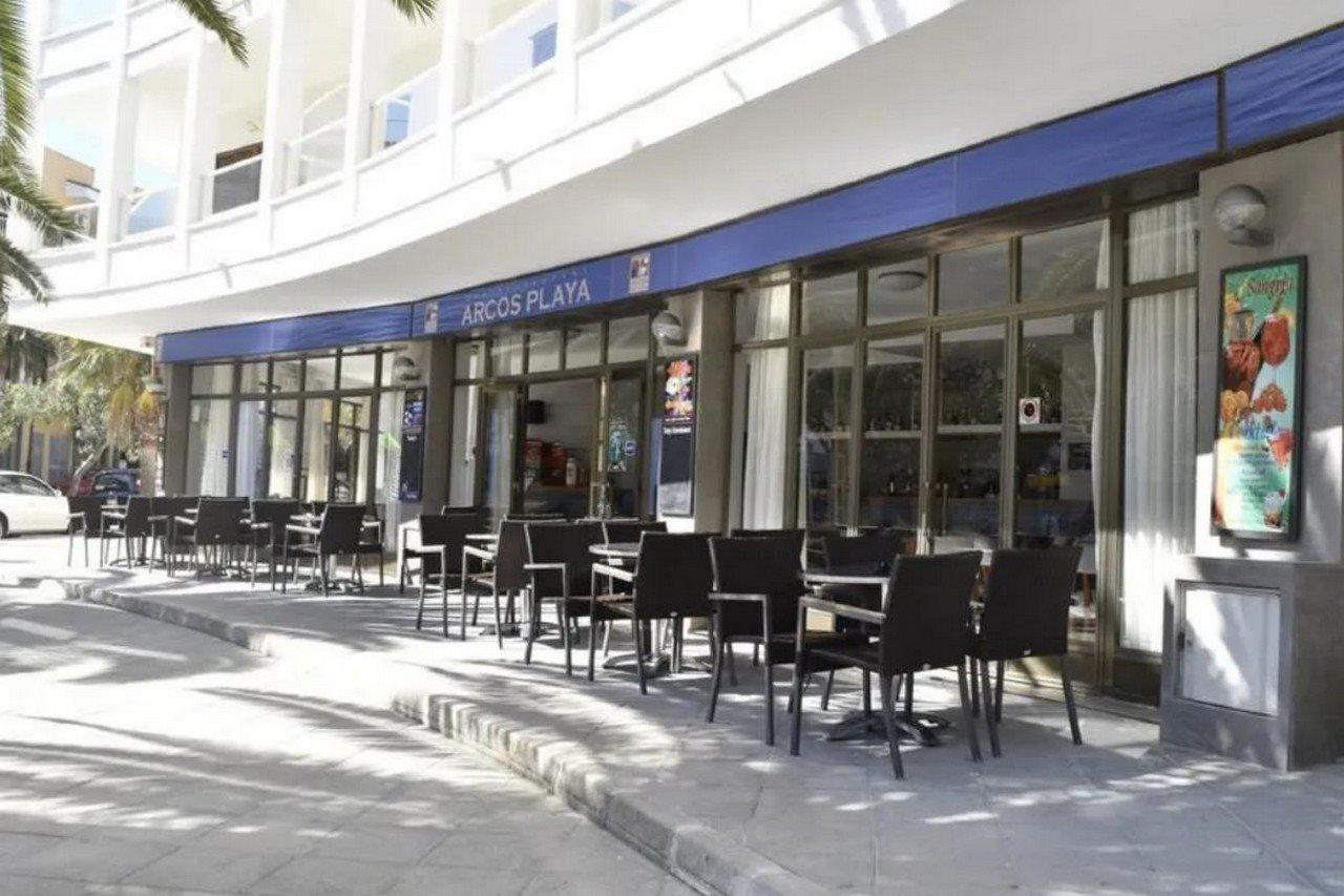Aparthotel Arcos Playa S'Illot (Mallorca)