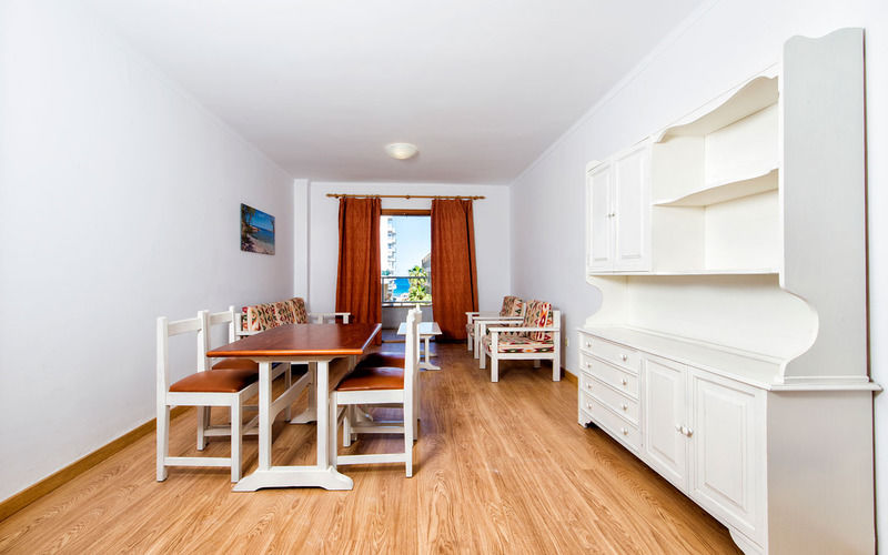 Aparthotel Arcos Playa